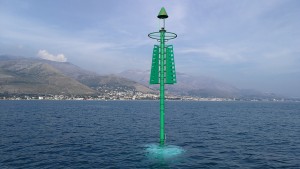 Resinex elastic beacon for the expansion of the port of Gaeta