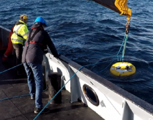 Special floats for an Ocean Bottom Seismometer