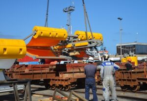 Oceanological buoys for an innovative Wavepiston project in Gran Canaria